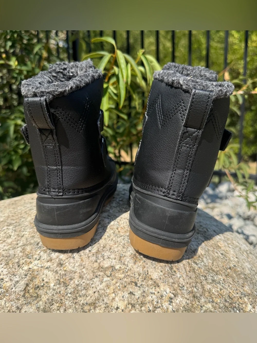 Cat & Jack Toddler Boys Size 9 Black Faux Fur Lined Winter Snow Duck Boots Warm